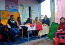 जनता के द्वार कार्यक्रम में एडीएम ने कल्जीखाल ब्लॉक के ग्राम फलदा पहुंचकर सुनी ग्रामीणों की समस्यायें ADM-listened-villagers-problem