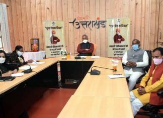 स्वामी विवेकानंद की जयंती पर सीएम त्रिवेंद्र ने युवाओं से किया संवाद, प्रदेशभर में 127 स्थानों पर आयोजित की गई निबंध प्रतियोगिता, प्रथम स्थान पर आने वाले को मिलेगा एक लाख रूपये का पुरस्कार CM trivendra interacts with youth