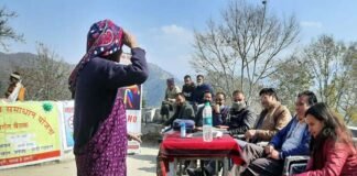 मुख्यमंत्री त्वरित समाधान योजना के अंतर्गत ग्राम पंचायत थापली में विभायीय अधिकारीयों की बैठक Chief-Minister-Quick-Resolution