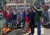 उत्तराखंड में बढ़ती महंगाई को लेकर कांग्रेस का हल्ला बोल, सरकार का पुतला दहन कर जताया विरोध Congress demonstrations on rising inflation in Uttarakhand