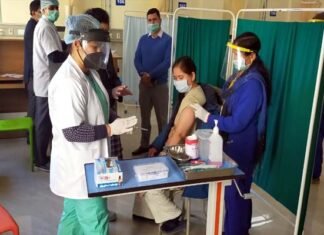 सतपुली के स्वास्थ्य केन्द्रों में हुआ कोरोना वैक्सीनेशन का ड्राई रन Corona vaccination