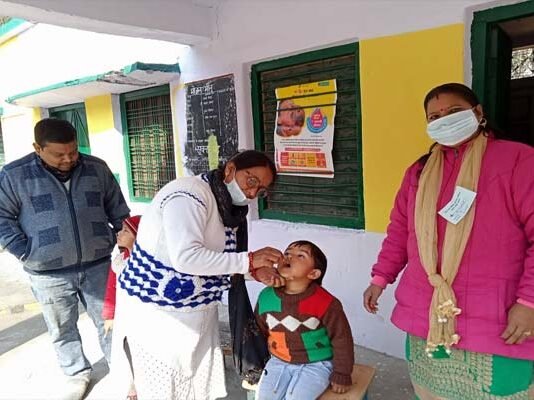 पल्स पोलियो अभियान: गौतमबुद्ध नगर जनपद में 3.50 लाख बच्चे पिएंगे “दो बूंद जिंदगी की” Pulse Polio campaign in Satpuli