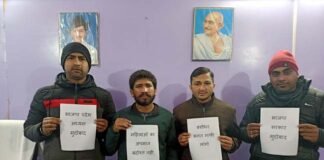 पौड़ी में भाजपा प्रदेश अध्यक्ष बंशीधर भगत द्वारा नेता प्रतिपक्ष इंदिरा हृदयेश पर अभद्र टीप्पणी पर गरजे युवा कांग्रेस के सदस्य Banshidhar Bhagat oppose