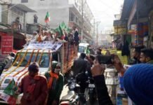 यूकेडी में शामिल हुए समाजसेवी मोहन काला के स्वागत में श्रीनगर में भव्य रैली ca-mohan-kala