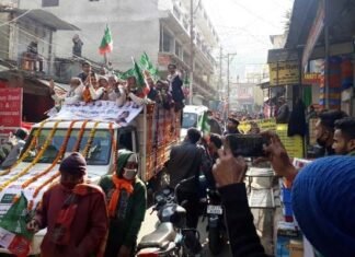 यूकेडी में शामिल हुए समाजसेवी मोहन काला के स्वागत में श्रीनगर में भव्य रैली ca-mohan-kala