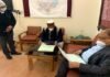 मुख्यमंत्री ने गढ़वाल कमिश्नर कैंप ऑफिस में मारा छापा, गैरहाजिर कर्मचारियों का वेतन रोकने का दिया निर्देश CM raids Garhwal commissioner camp office