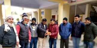 उत्तराखंड सचिवालय संघ के लगातार तीसरी बार अध्यक्ष बने दीपक जोशी की जीत पर जनरल ओबीसी एम्लाइज एसोसिएशन श्रीनगर शाखा ने जताई खुशी general-obc-assosiation-srinagar