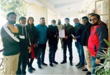 श्रीनगर गढ़वाल : पुरानी पेंशन बहाली की मांग को लेकर मुख्यमंत्री को भेजा ज्ञापन old-pension-restoration-front