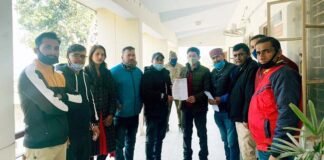 श्रीनगर गढ़वाल : पुरानी पेंशन बहाली की मांग को लेकर मुख्यमंत्री को भेजा ज्ञापन old-pension-restoration-front