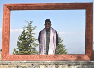 पौड़ी में नए सेल्फी प्वांइट का मुख्यमंत्री ने किया लोकार्पण, आप भी जाइये और खूबसूरत वादियों के साथ लीजिये सेल्फी selfie-point-pauri