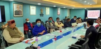 महाराज के नेतृत्व में हुआ टिहरी विस्थापितों की समस्याओं का समाधान, बैठक में हुआ तय प्रभावित 415 परिवारों को 2 माह में मिलेगा उनका अधिकार tehri-displaced