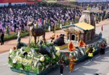 गणतंत्र दिवस समारोह में राजपथ पर उत्तराखण्ड राज्य की ओर से प्रदर्शित की गई “केदारखंड” की झांकी uttarakhand-tableau