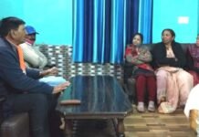 आगामी विधानसभा चुनावों के मद्देनजर राज्यमंत्री कर्नल नौटियाल ने सतपुली में की कार्यकर्ताओं की बैठक Colonel Nautiyal held a meeting of workers in Satpuli