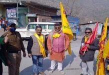 उत्तराखंड नवनिर्माण पार्टी (उनपा) ने कोटद्वार से पौड़ी तक पहाड़ परिवर्तन पदयात्रा के दौरान लोगों से किया जनसंवाद Uttarakhand Navnirman Party