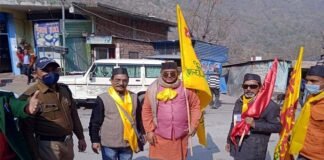 उत्तराखंड नवनिर्माण पार्टी (उनपा) ने कोटद्वार से पौड़ी तक पहाड़ परिवर्तन पदयात्रा के दौरान लोगों से किया जनसंवाद Uttarakhand Navnirman Party
