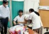 नोएडा : डीएम, कमिश्नर सहित जनपद के शीर्ष अधिकारियों ने लगवाया कोविड से बचाव का टीका covid-19-vaccination-dm