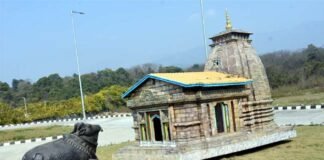 संस्कृति विभाग के म्यूजियम में संरक्षित रखी गई ‘केदारखण्ड’ झांकी, गणतंत्र दिवस पर तीसरे स्थान के लिए पुरस्कृत की गई थी उत्तराखण्ड की झांकी kedar-khand-ki-jhanki