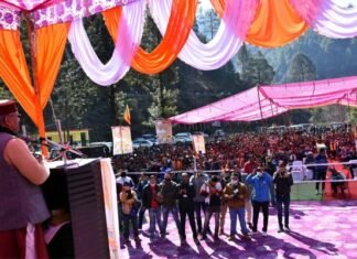 सीएम त्रिवेन्द्र ने की उत्तरकाशी के मोरी में डिग्री कालेज खोलेने की घोषणा के साथ 46 करोड़ की योजनाओं का लोकार्पण और शिलान्यास mori-uttarkashi