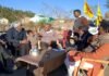 उनपा कार्यकर्ताओं ने कोटद्वार से पौड़ी पद यात्रा के पश्चात चौबट्टाखाल में साधा जनसंपर्क unpa