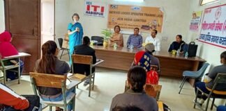 महिलाओं के लिये स्वास्थ्य जागरूकता कार्यशाला का आयोजन Health-awareness-workshop