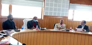 पौड़ी जिलाधिकारी डॉ. जोगदण्डे ने ली राजस्व की स्टाफ समीक्षा बैठक, लंबित वादों को तेजी से निस्तारण के दिये निर्देश Pauri DM Dr. Jogdande