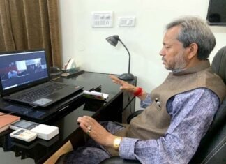 मुख्यमंत्री तीरथ आइसोलेशन में रहकर निपटा रहे हैं कामकाज, वीडियो कॉफ्रेंसिंग के जरिए अधिकारियों को दे रहे हैं दिशा-निर्देश cm-tirath-in-isolation