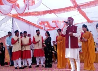 “ऐगे बसंत” होली के रंग महोत्सव में सराबोर हुई नयारघाटी सतपुली