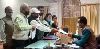 पौड़ी : दलित युवती से गैंगरेप मामले में पौड़ी डीएम से मिलकर राज्यपाल तथा मुख्यमंत्री को भेजा ज्ञापन pauri-gang-rape