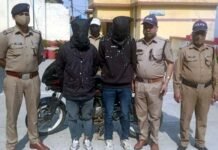 पौड़ी गढ़वाल: दलित युवती से दुष्कर्म के मामले में फौजी समेत दो युवक गिरफ्तार Two accused arrested for raping a Dalit girl in Pauri