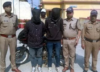 पौड़ी गढ़वाल: दलित युवती से दुष्कर्म के मामले में फौजी समेत दो युवक गिरफ्तार Two accused arrested for raping a Dalit girl in Pauri
