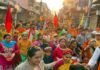 लोक पर्व फूलदेई पर श्रीनगर में निकाली गयी भव्य शोभा यात्रा, फूल देई छम्मा देई के गीतों से गूंजा शहर A grand Shobha Yatra in Srinagar on the folk festival Phooldei