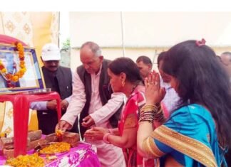 कल्जीखाल : शहीद मुकेश की स्मृति में उनके गाँव में मनाया गया द्वितीय शहीदी दिवस shaheed-mukesh-kumar-padey
