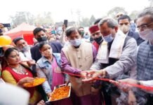 आजादी के 75 वर्ष पूर्ण होने पर पवेलियन मैदान देहरादून में आयोजित अमृत महोत्सव कार्यक्रम का मुख्यमंत्री ने किया शुभारंभ tirath-singjh