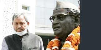 CM तीरथ ने हिमालय पुत्र स्व. हेमवती नंदन बहुगुणा को उनकी पुण्य तिथि पर दी श्रद्धांजलि tribute-to-hn-bahuguna