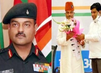 ‘आप’ को उत्तराखंड में भी मिल गया AK, कर्नल अजय कोठियाल ने थामा आम आदमी पार्टी का दामन Colonel Ajay Kothiyal joins Aam Aadmi Party