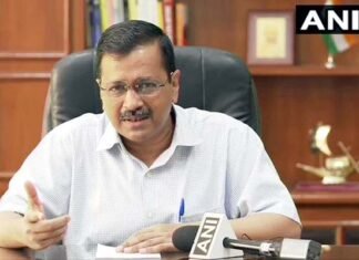 कोरोना संकट के चलते दिल्ली में लगा वीकेंड कर्फ्यू, जरूरी सेवाओं को मिलेगी छूट, देखें नई पाबंदियां Weekend curfew in Delhi
