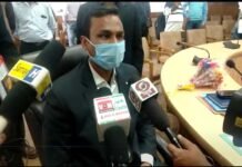 पूर्व सैनिकों को आ रही समस्याओं का निस्तारण करने का दायित्व ब्लॉक प्रतिनिधियों का रहेगा : डीएम विजय जोगदण्डे pauri-dm-vijay-jogdande