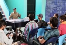 जगलों में लग रही आग को लेकर सतपुली थानाध्यक्ष ने ग्राम प्रधानों एवं ग्राम प्रहरियों के साथ की बैठक santosh pathwal-sho-satpuli