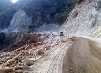 ऋषिकेश-बदरीनाथ मार्ग पर तोताघाटी में सड़क चौड़ीकरण का काम पूरा, कल से दौड़ने लगेंगे वाहन, 15 मार्च से बंद था यातायात tota ghati