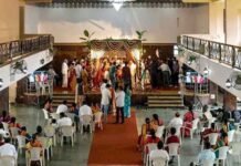 कोविड कर्फ्यू : देहरादून में शादी समारोह में शामिल होने से पहले हर एक को पुलिस से लेना होगा कूपन, शादी की अनुमति पत्र पर ही लिखा होगा शामिल होने वाले 50 मेहमानों का नाम wedding ceremony in Dehradun