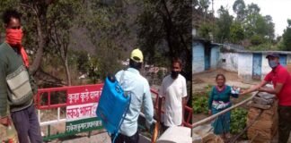 कोरोना के खिलाफ जंग: ग्राम प्रधान के नेतृत्व में ग्राम पंचायत में किया गया सैनिटाइजेशन Sanitization done in Gram Panchayat under the leadership of Gram Pradhan