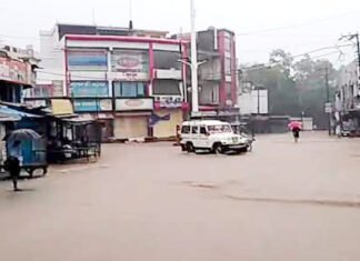 कोविड संकट काल में “प्रोजेक्ट सांसो जग्वाल” के तहत कोटद्वार क्षेत्र आरम्भ की गई निःशुल्क ऑक्सीजन युक्त आपातकालीन ऑटो सेवा chhanda-chowk-kotdwar
