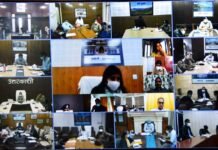 मुख्यमंत्री तीरथ सिंह रावत ने सचिवालय में वीडियो कांफ्रेंसिग से की प्रदेश में कोविड-19 की स्थिति की समीक्षा cm Tirath reviewed the status of covid-19 in the state through video conferencing