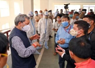 गढ़वाल भ्रमण पर श्रीनगर पहुंचे सीएम तीरथ बोले, राज्य में नहीं होगी ऑक्सीजन की कमी covid-hospital-srinagar-garhwal