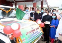 मुख्यमंत्री तीरथ सिंह रावत ने कोविड-19 वार रूम का किया निरीक्षण covid-war-room