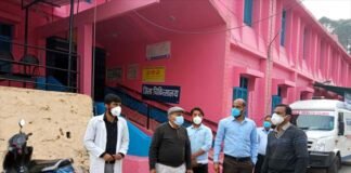 जिला अस्पताल पौड़ी में कोविड-19 आईसीयू वार्ड तैयार न होने पर डीएम ने जताई नाराजगी district hospital pauri