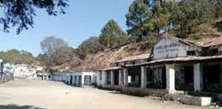 पौड़ी गढ़वाल : एकेश्वर में 31 कोरोना पॉजिटिव मिलने से एकेश्वर बाजार पांच दिन के लिए बंद, खंडाह श्रीकोट में भी 25 लोग पॉजिटिव, देखें अन्य ब्लॉक के मामले