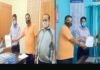 कोरोना संकट को देखते हुए सतपुली बाज़ार को कुछ दिनों के लिए पूर्ण बंद करने को लेकर व्यापार मंडल ने उपजिलाधिकारी को दिया ज्ञापन satpuli-lockdown