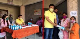 द्वारीखाल ब्लॉक प्रमुख महेन्द्र राणा ने पंचायत प्रतिनिधियों को दिए मास्क सेनिटाइजर warikhal block chief Mahendra Rana