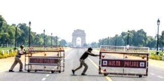 दिल्ली सरकार ने कोविड कर्फ्यू ने दी कुछ और ढील, कल से बार-रेस्टोरेंट और पार्कों में भी जा सकेंगे लोग, जानिए क्या खुलेगा, क्या रहेगा बंद COVID-19 Curfew has been Extended in delhi